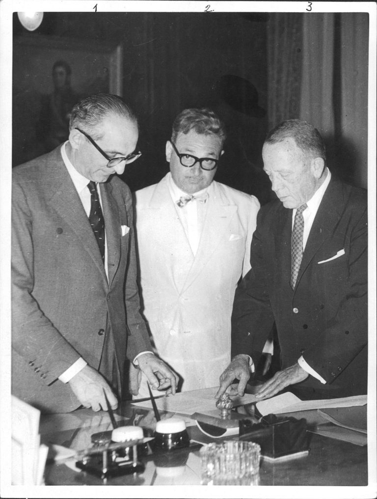 La economía argentina en once tesis desarrollistas