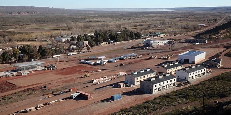 La maldición de los recursos naturales, una teoría urbana