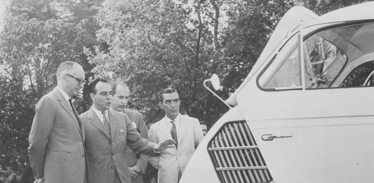 Frondizi impulsó la industria automotriz más allá del criterio de economicidad.