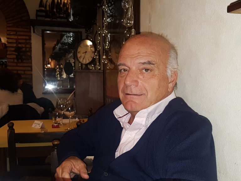 Roberto Arano. Referente desarrollista de la UIA