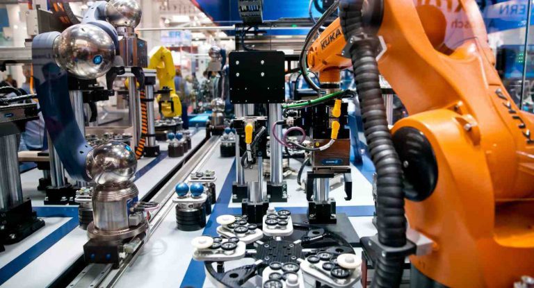 Tecnología e innovación ejes de los procesos productivos /Incae.edu.