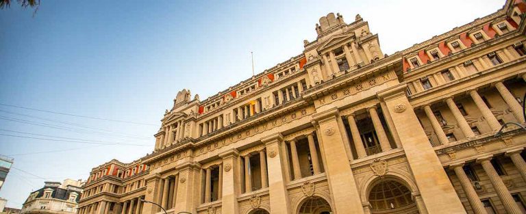 El Palacio de Justicia, sede del Poder Judicial y de la Suprema Corte de Justicia de la Nación. / https://turismo.buenosaires.gob.ar/