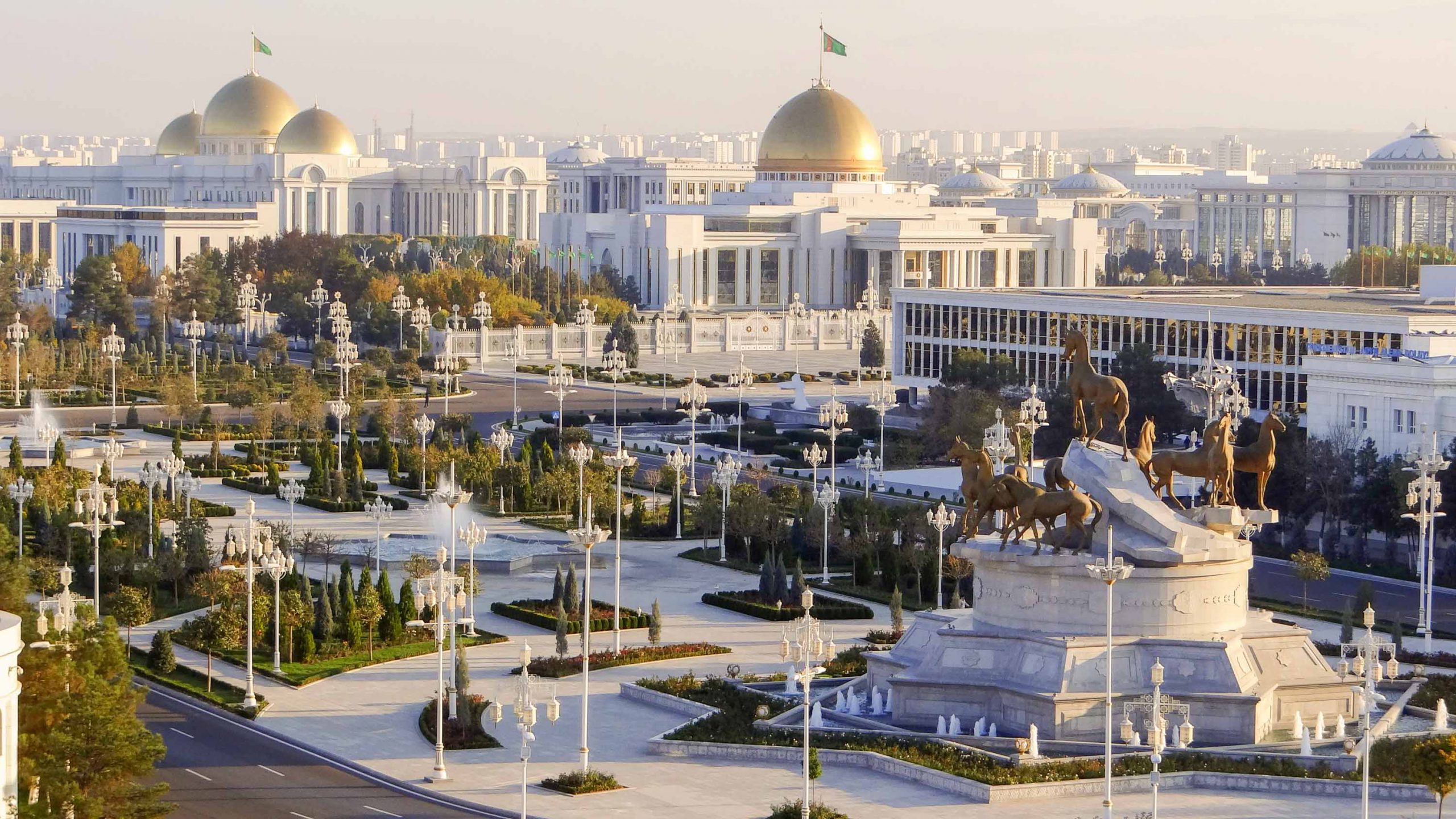 Turkmenist N Una Dictadura Exc Ntrica Con Una De Las Mayores Reservas   Turkmenistan Ashgabat Photo Credit Shutterstock Gonetothemoon 1 Scaled 