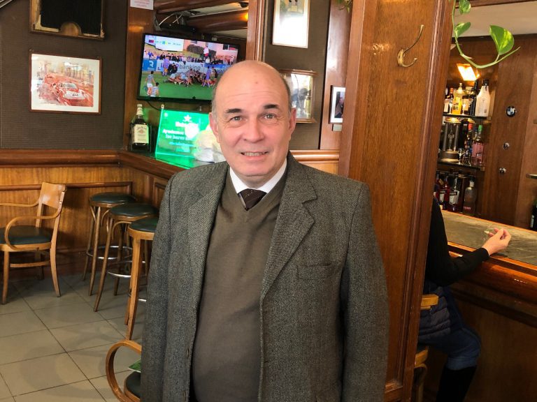 Eduardo Lazzari "el historiador de Buenos Aires" nos comparte su visión liberal conservadora del pasado presente y futuro de la Argentina. La Biela, Recoleta |SLI