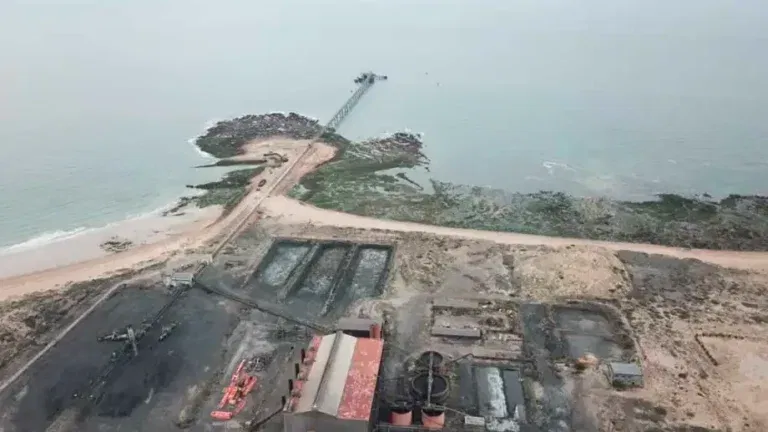 El faraónico proyecto de la planta de GNL en Punta Colorada, Rio Negro fue cancelado. Se usaran barcos de licuefacción. Foto: archivo Marcelo Ochoa.